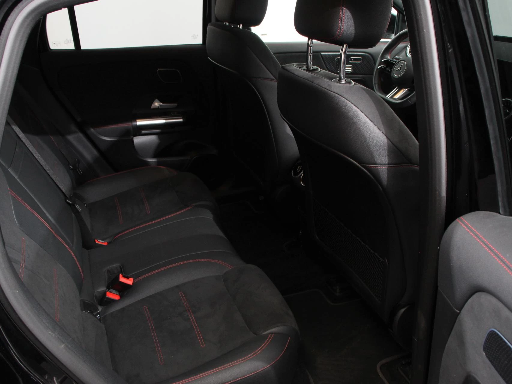 Hoofdafbeelding Mercedes-Benz EQA