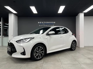 Hoofdafbeelding Toyota Yaris Toyota Yaris 1.5 Hybrid Dynamic | Carplay | Camera | Cruise|