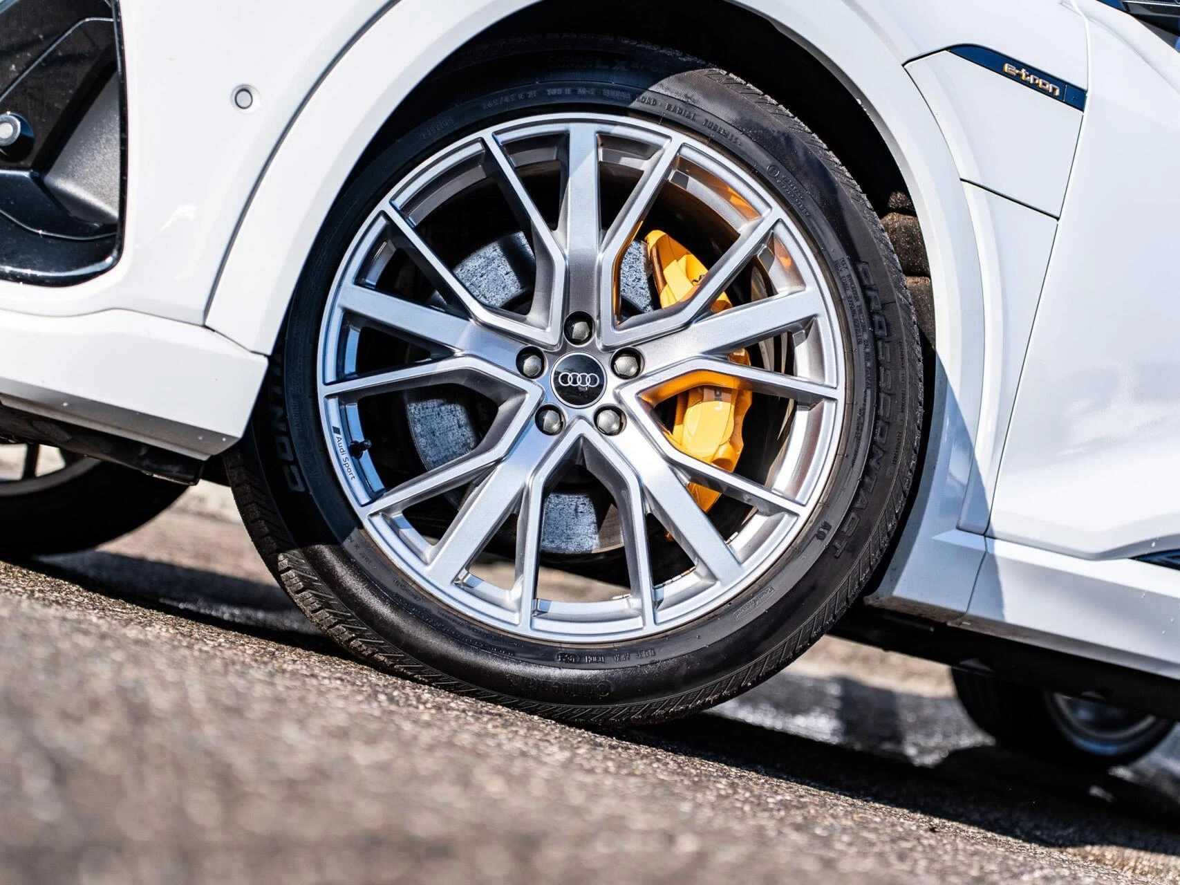 Hoofdafbeelding Audi e-tron