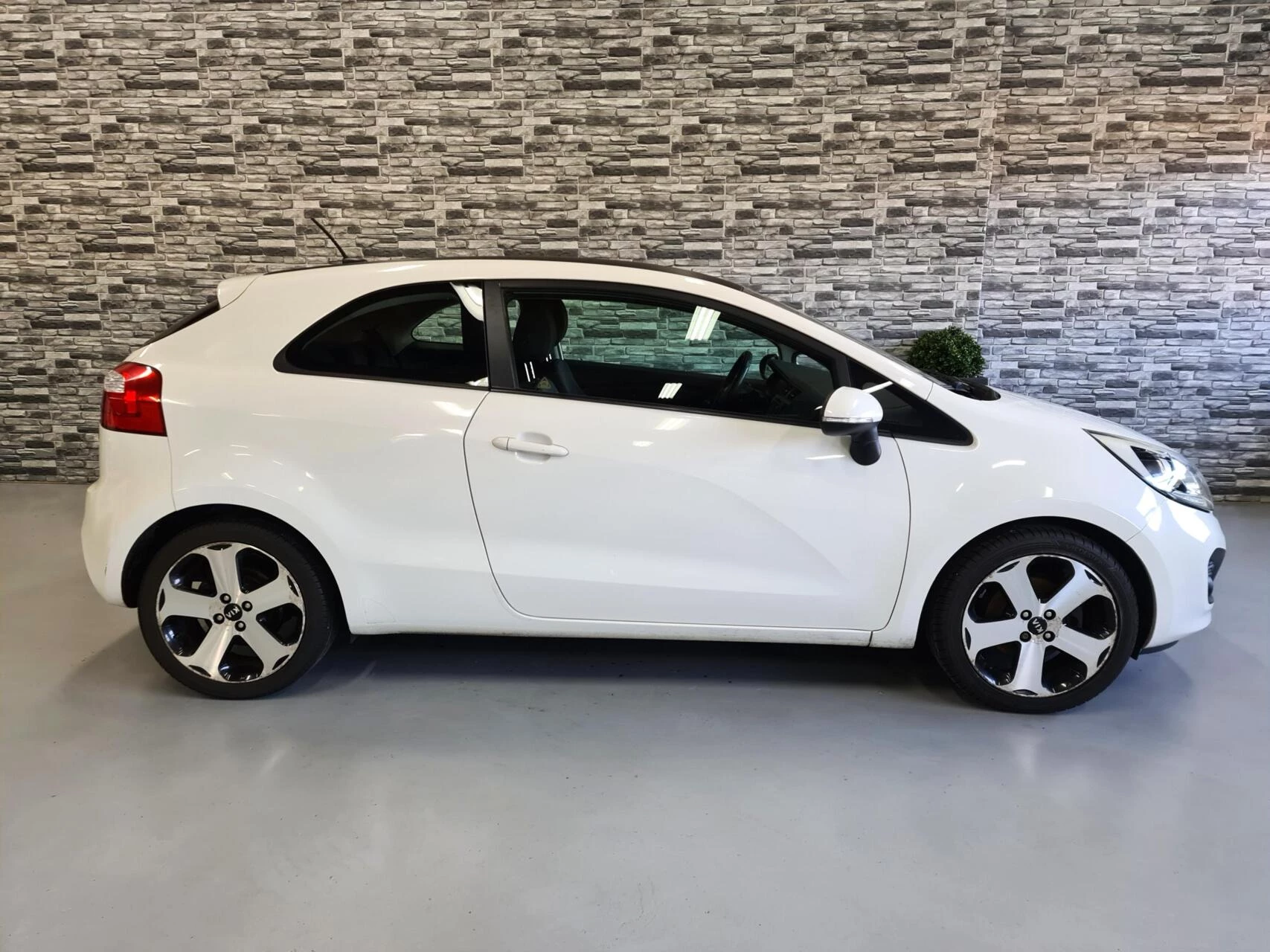 Hoofdafbeelding Kia Rio