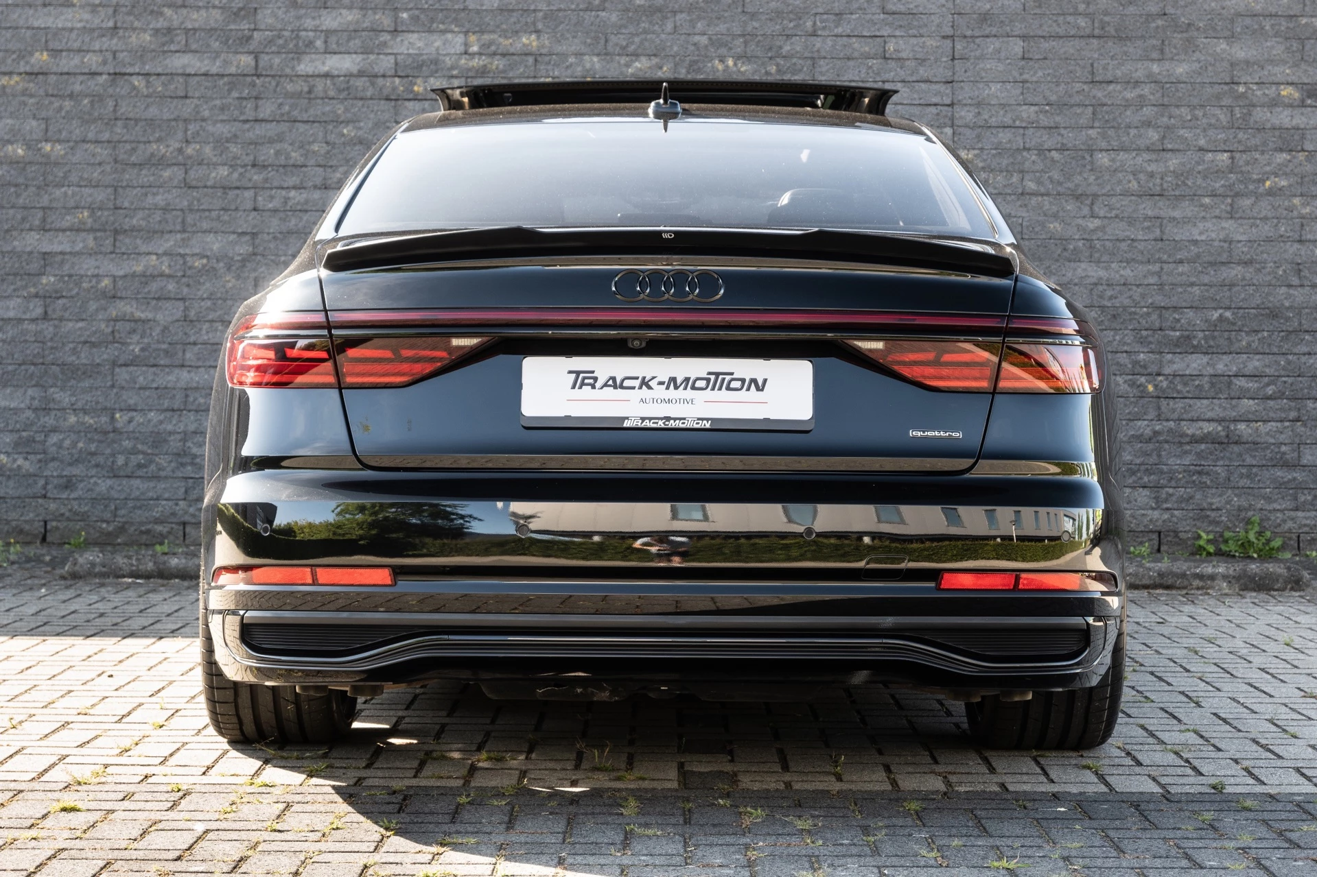 Hoofdafbeelding Audi A8