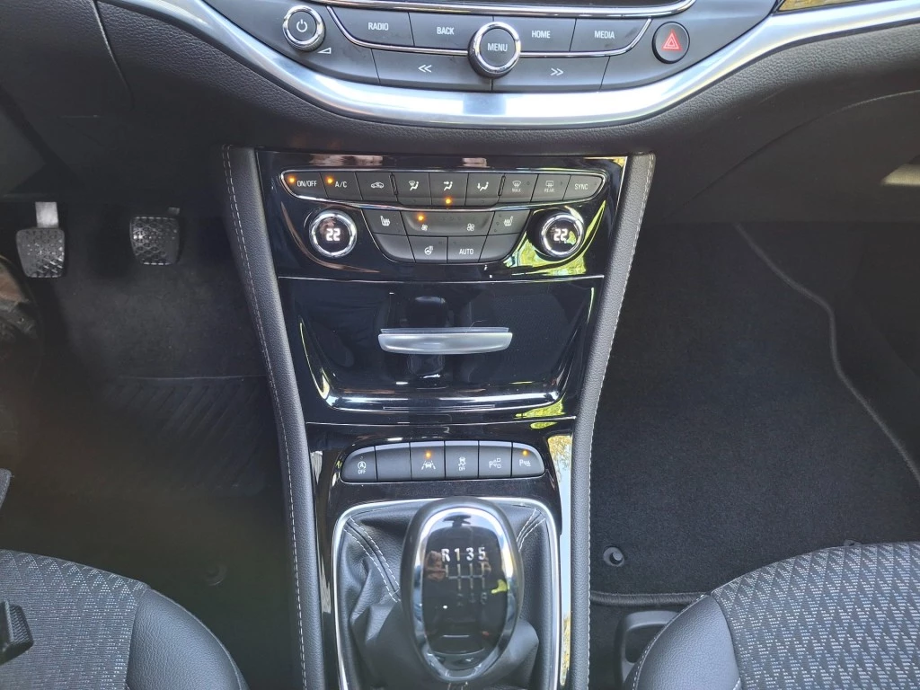 Hoofdafbeelding Opel Astra