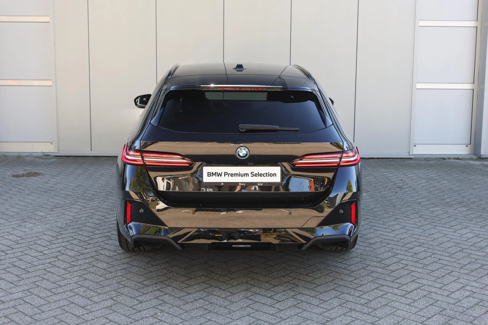 Hoofdafbeelding BMW i5