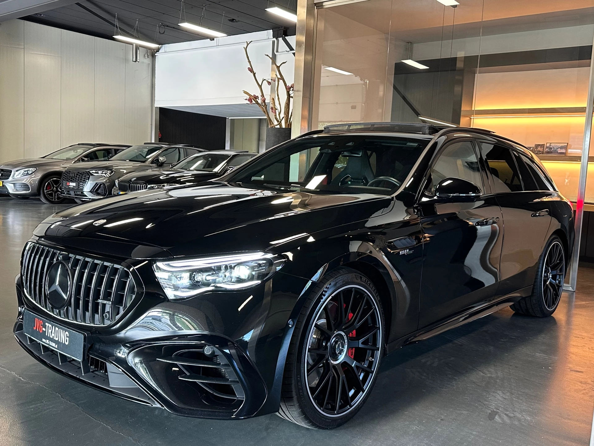 Hoofdafbeelding Mercedes-Benz E-Klasse