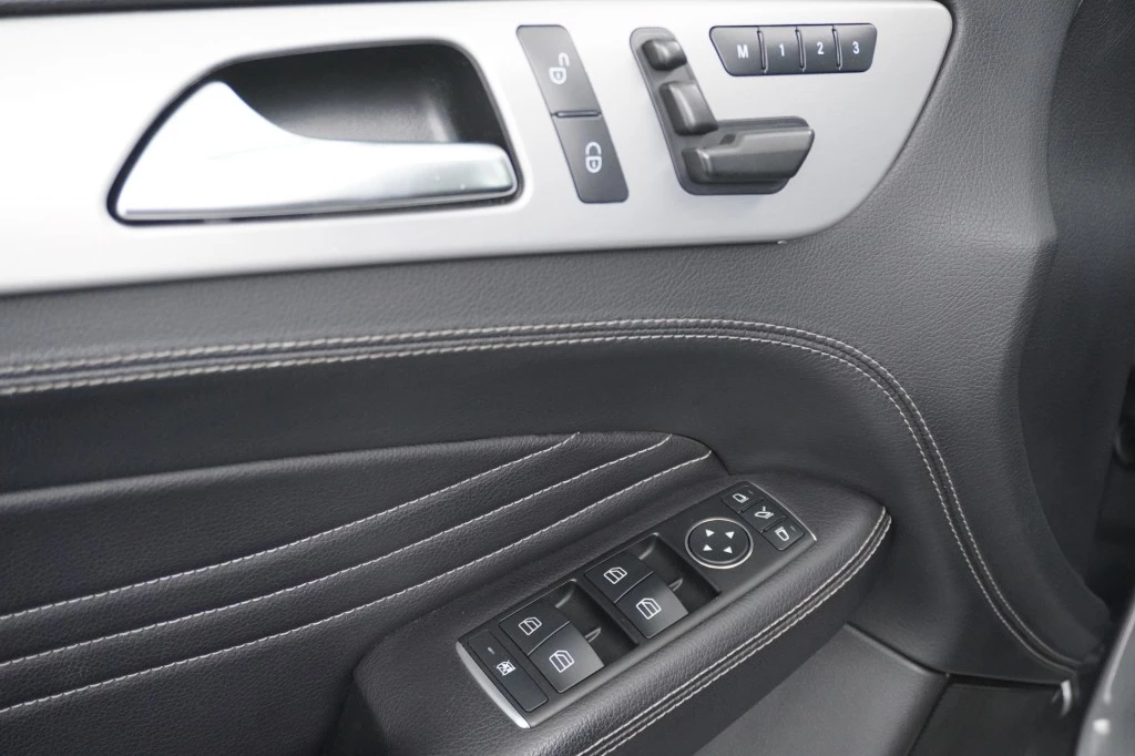 Hoofdafbeelding Mercedes-Benz M-Klasse