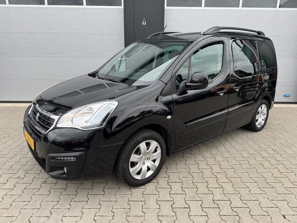 Hoofdafbeelding Peugeot Partner
