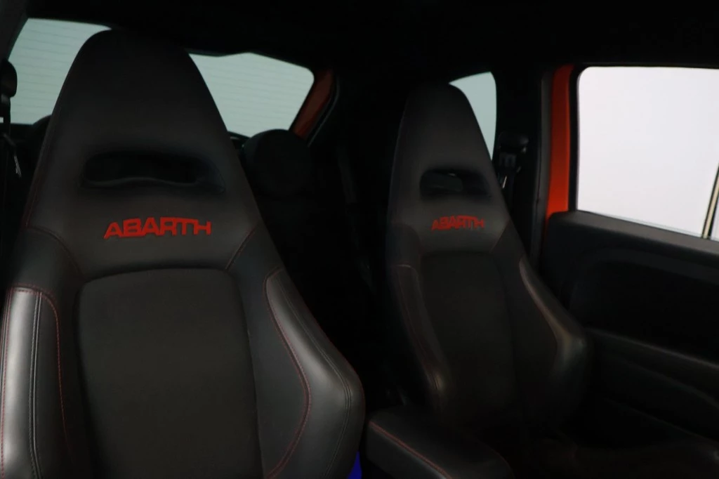 Hoofdafbeelding Abarth 695
