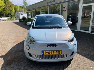 Fiat 500e Icon 42 kWh/Trekhaak afn./Nav./16LM/Lage km stand