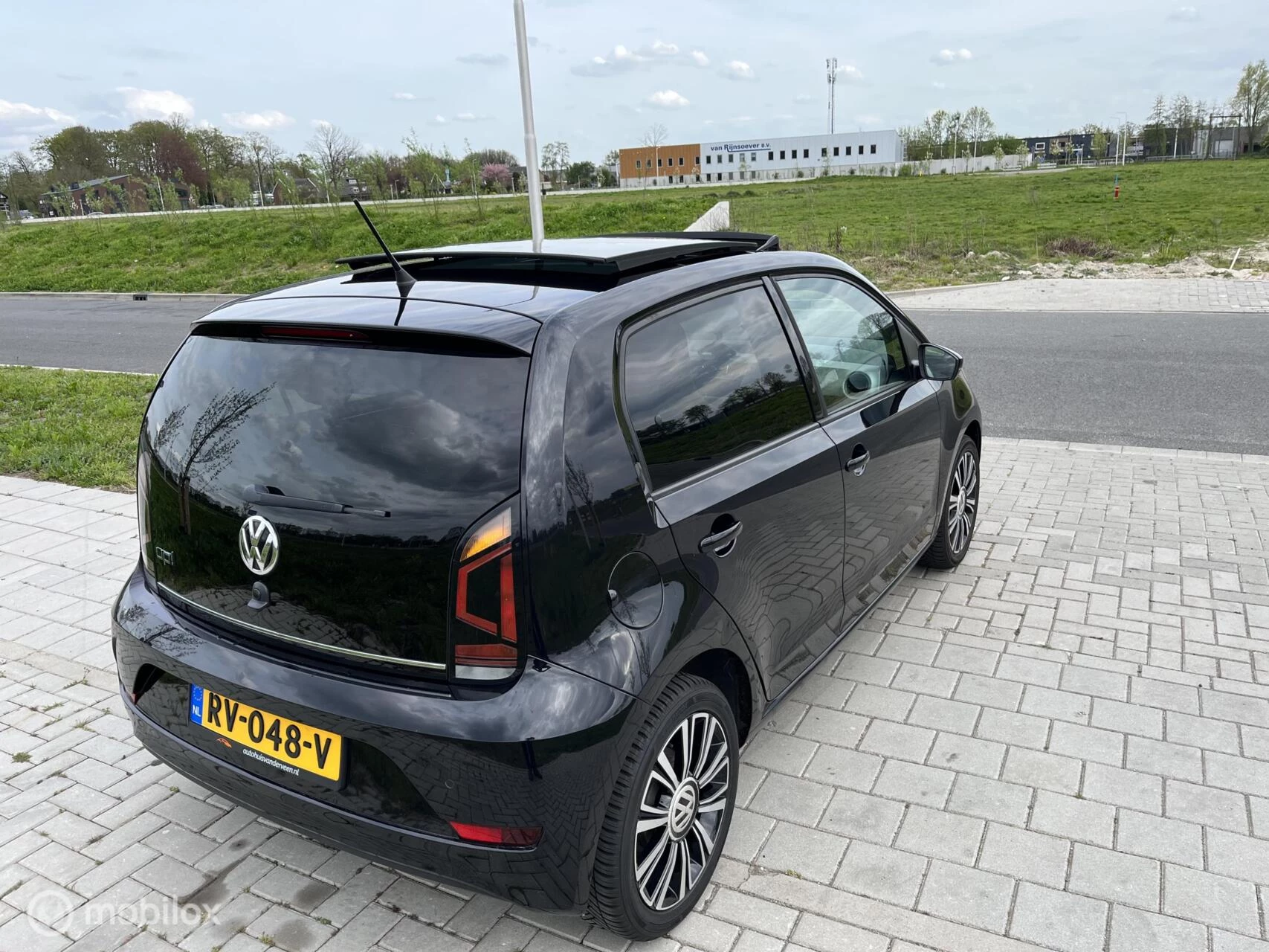 Hoofdafbeelding Volkswagen up!