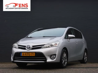 Hoofdafbeelding Toyota Verso Toyota Verso 1.8 VVT-i Business TOPSTAAT! 2e EIGENAAR! ACHTERUITRIJCAM! PANODAK! STOELVERWARMING! CRUISE! CLIMA! BLUETOOTH!