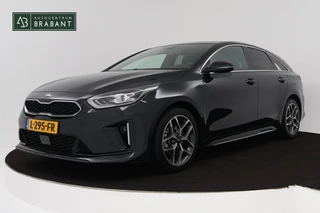Hoofdafbeelding Kia ProCeed Kia ProCeed 1.5 T-GDI GT-PlusLine (PANORAMADAK, STOEL/STUUR VERWARMING, NAVI, ACHTERUITRIJCAMERA, ELEKTR STOELEN)
