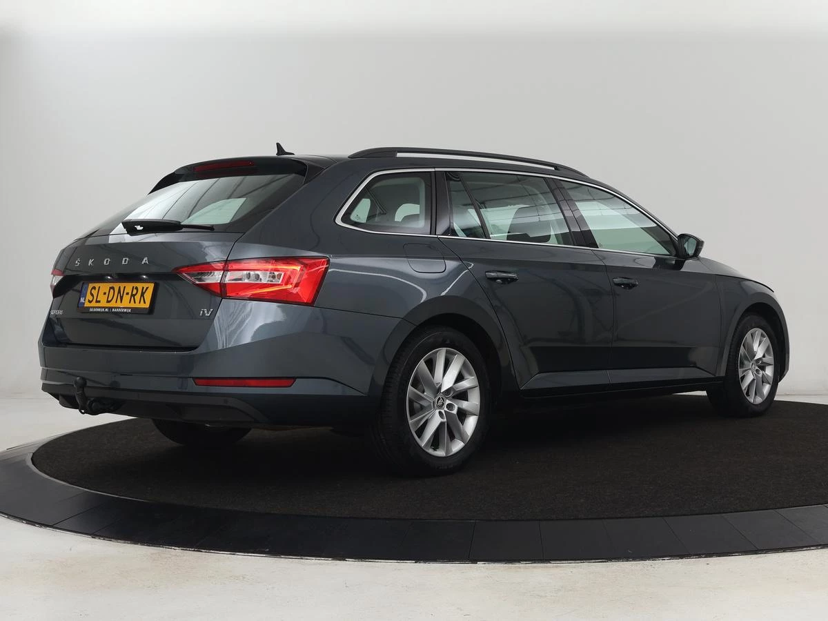 Hoofdafbeelding Škoda Superb