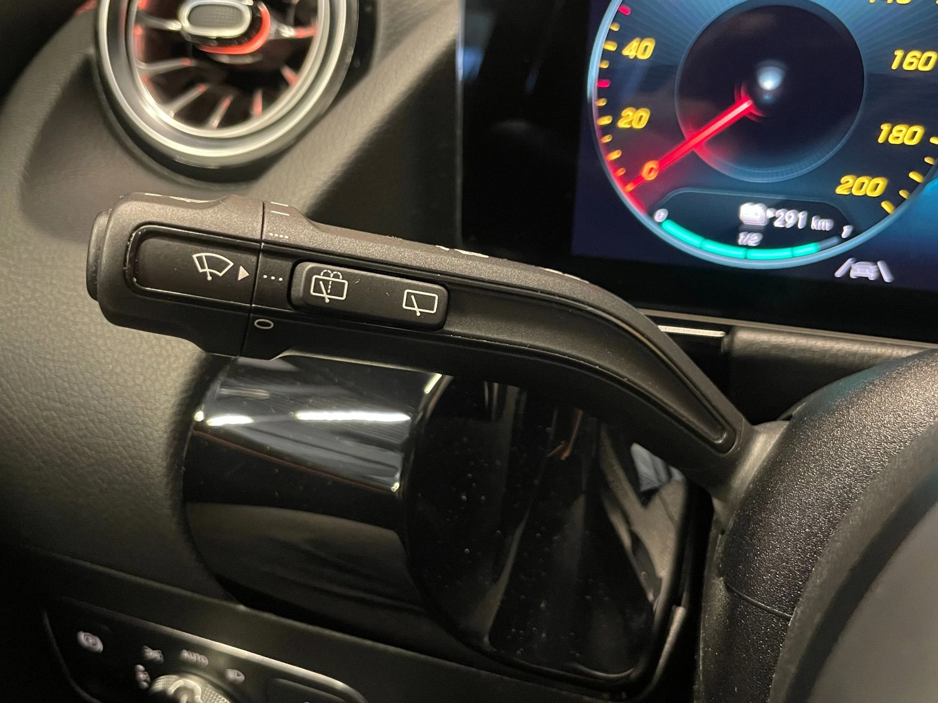 Hoofdafbeelding Mercedes-Benz EQA