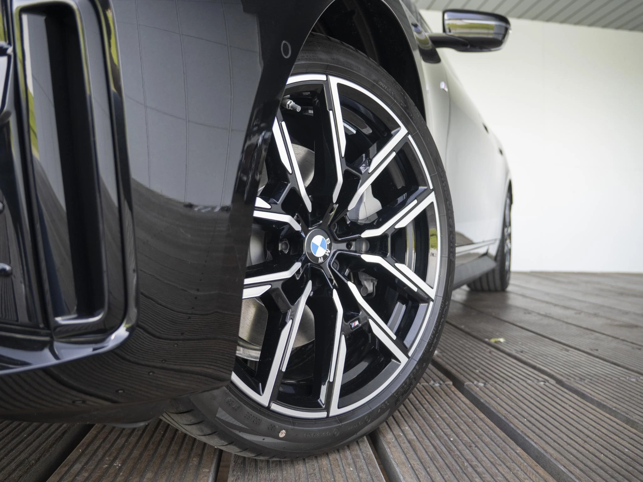Hoofdafbeelding BMW i4