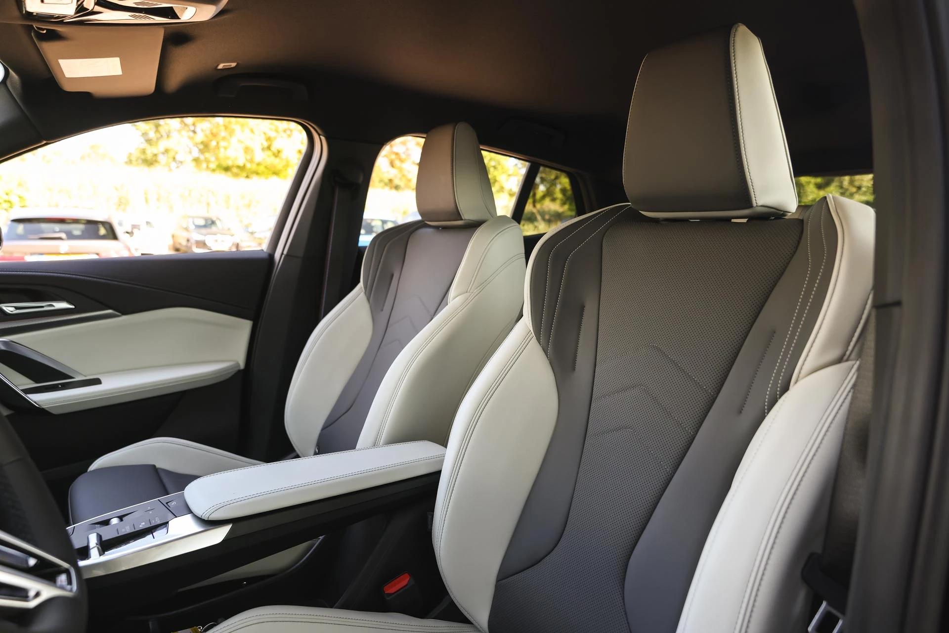 Hoofdafbeelding BMW iX2