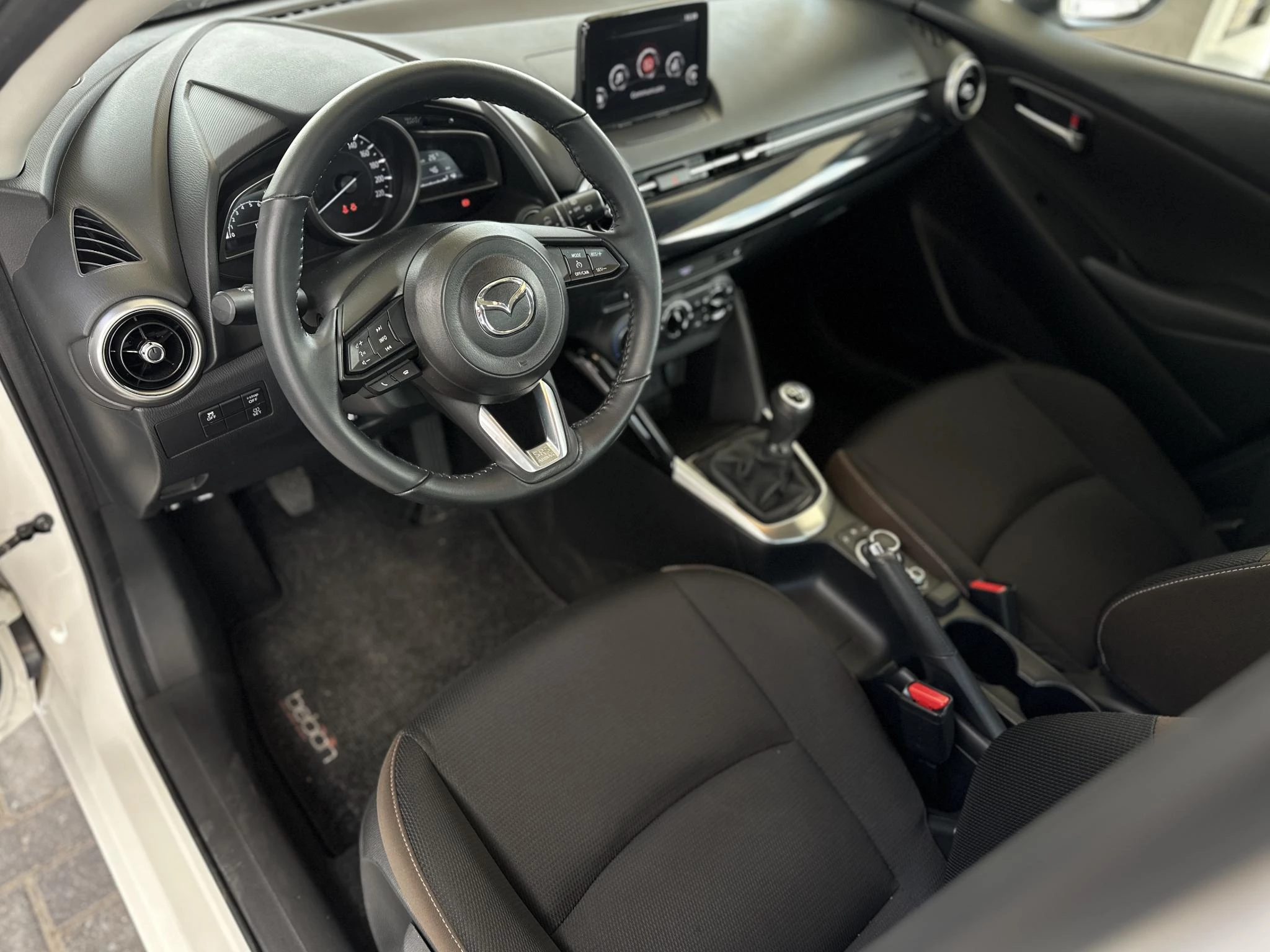 Hoofdafbeelding Mazda 2
