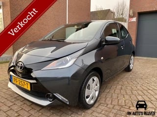 Toyota Aygo 1.0 VVT-i x-clusiv /Camera/Climate/5DRS