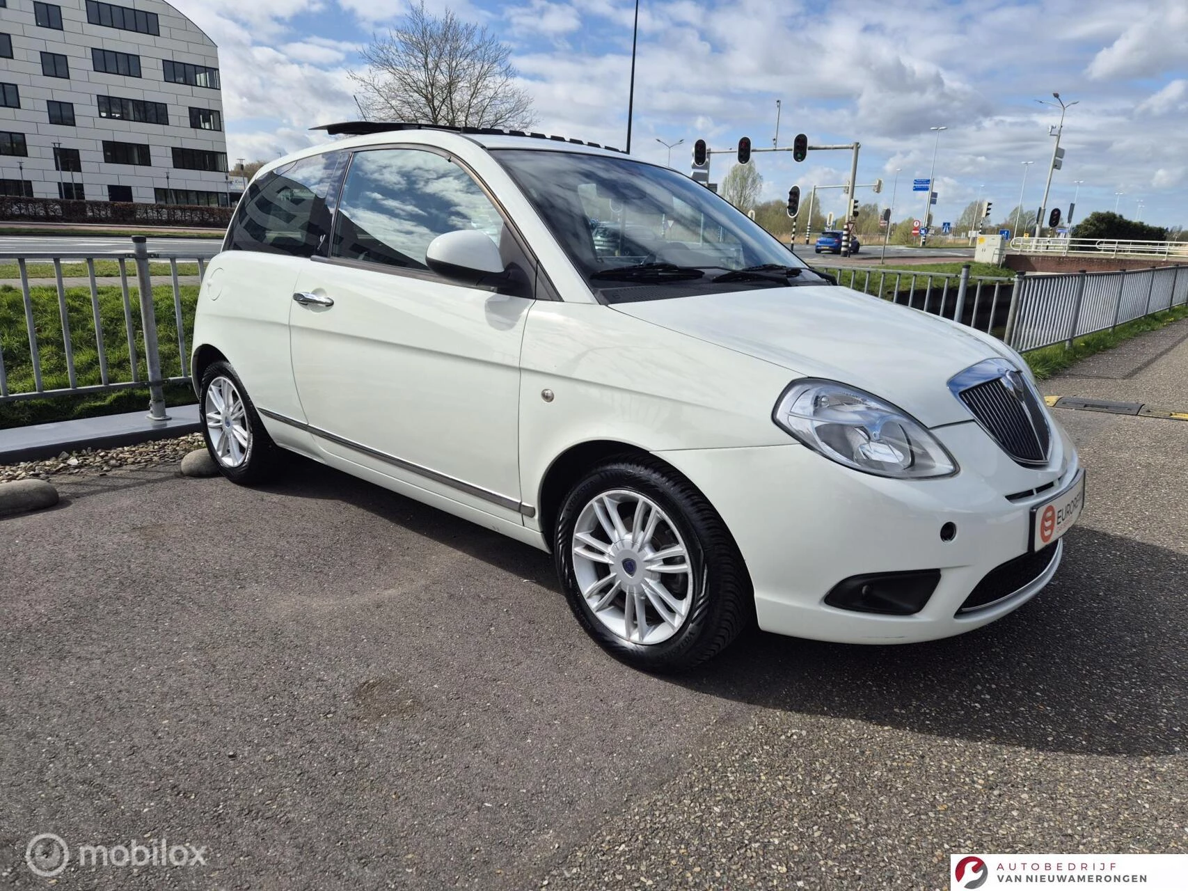 Hoofdafbeelding Lancia Ypsilon