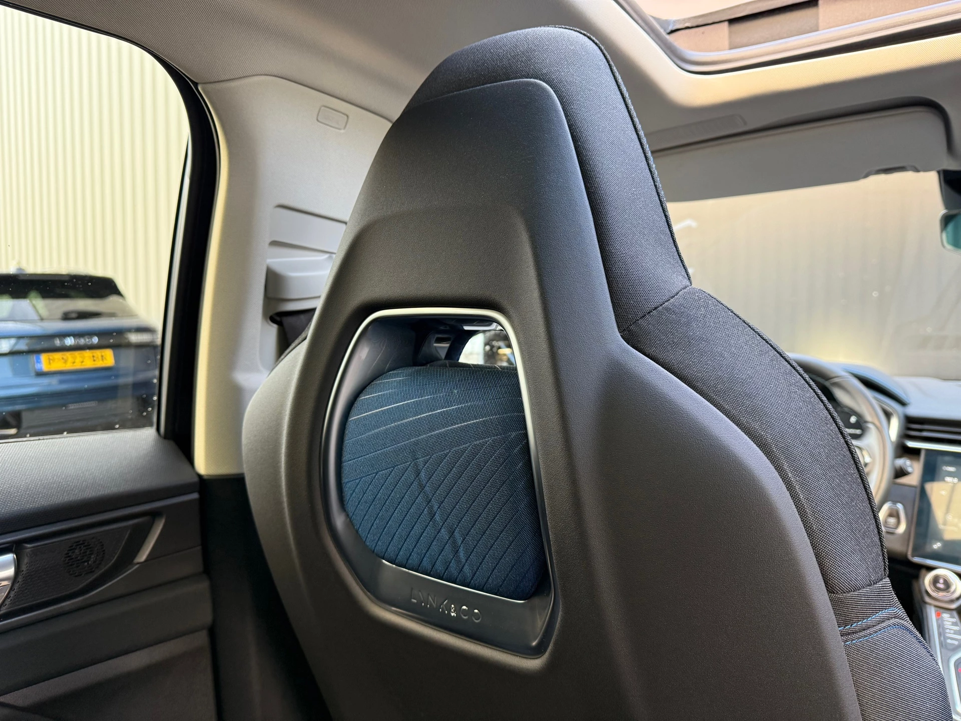 Hoofdafbeelding Lynk & Co 01