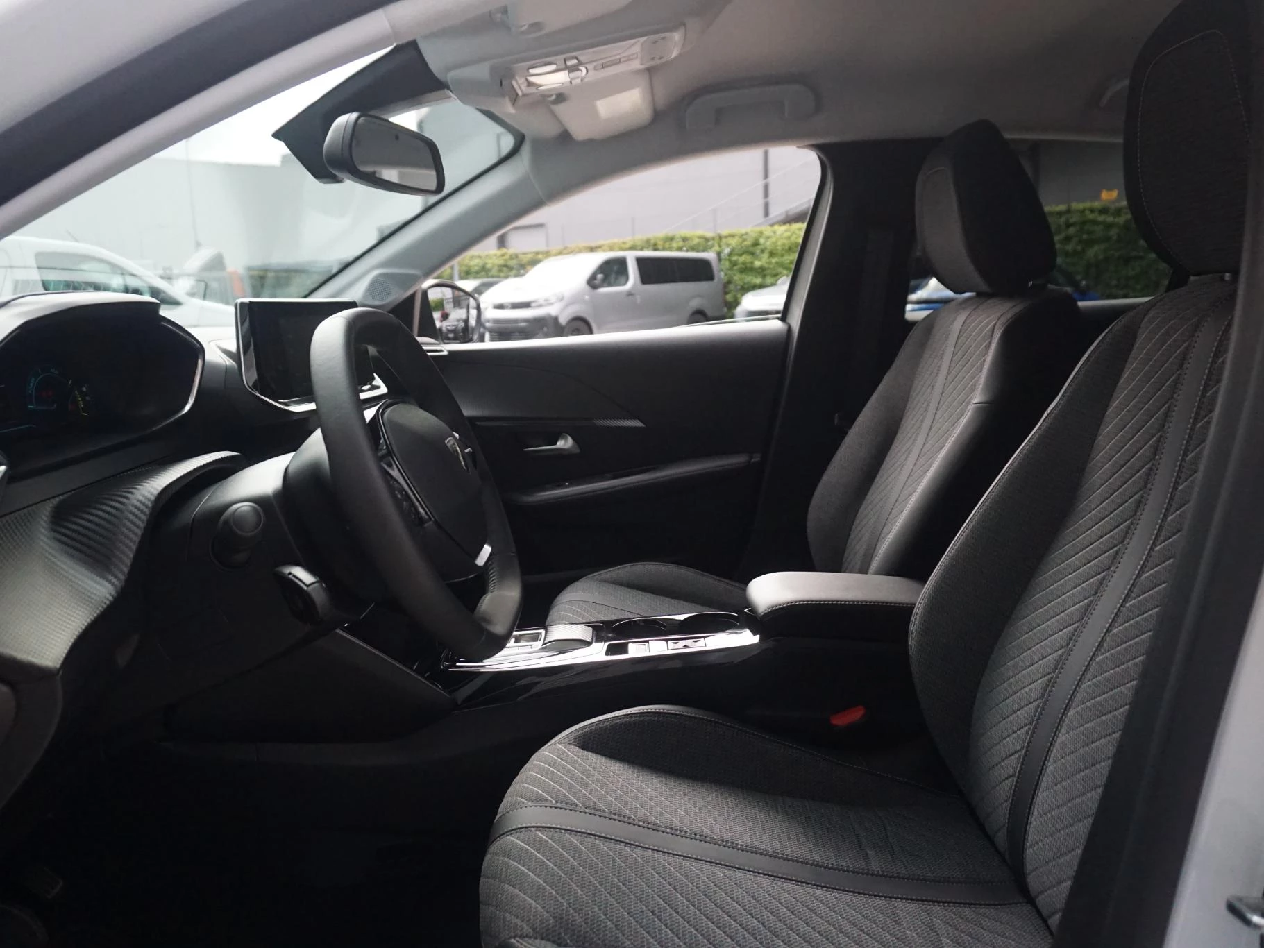 Hoofdafbeelding Peugeot e-208