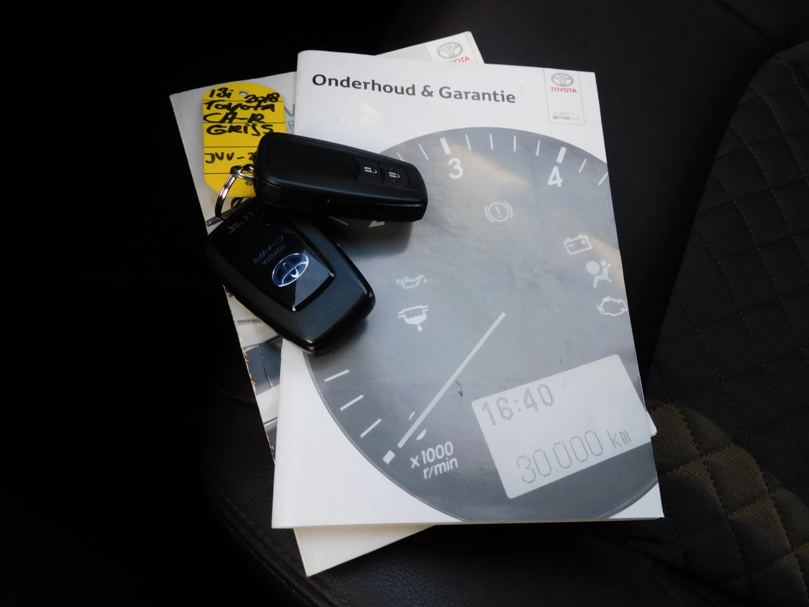 Hoofdafbeelding Toyota C-HR