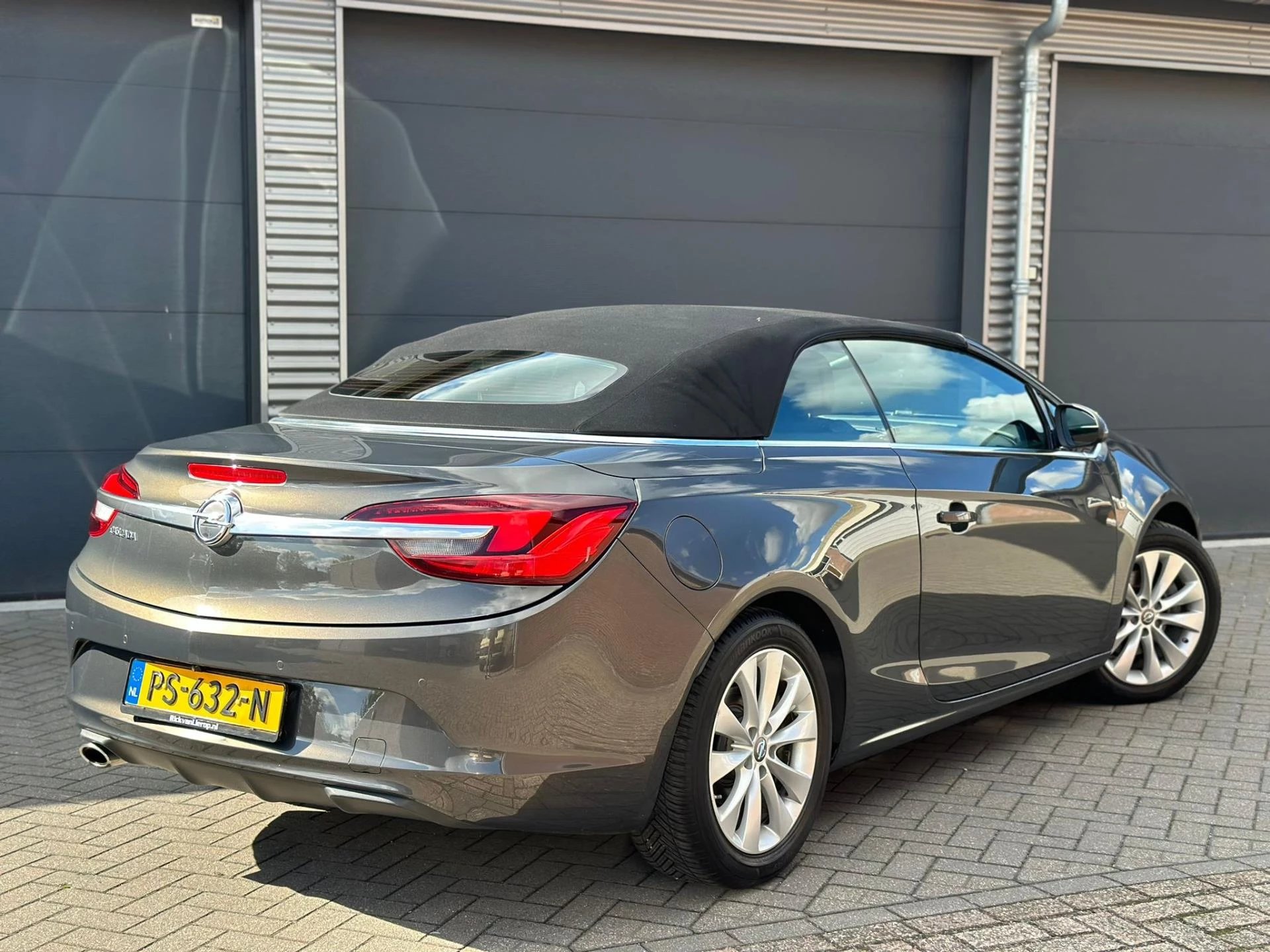 Hoofdafbeelding Opel Cascada