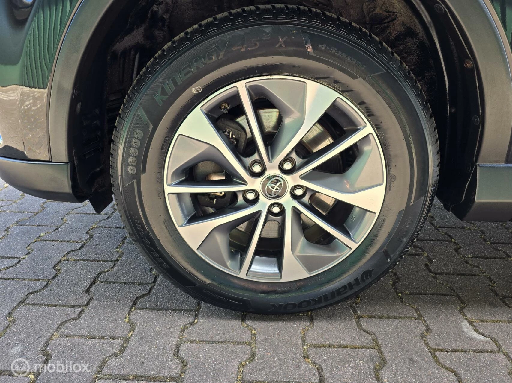 Hoofdafbeelding Toyota RAV4