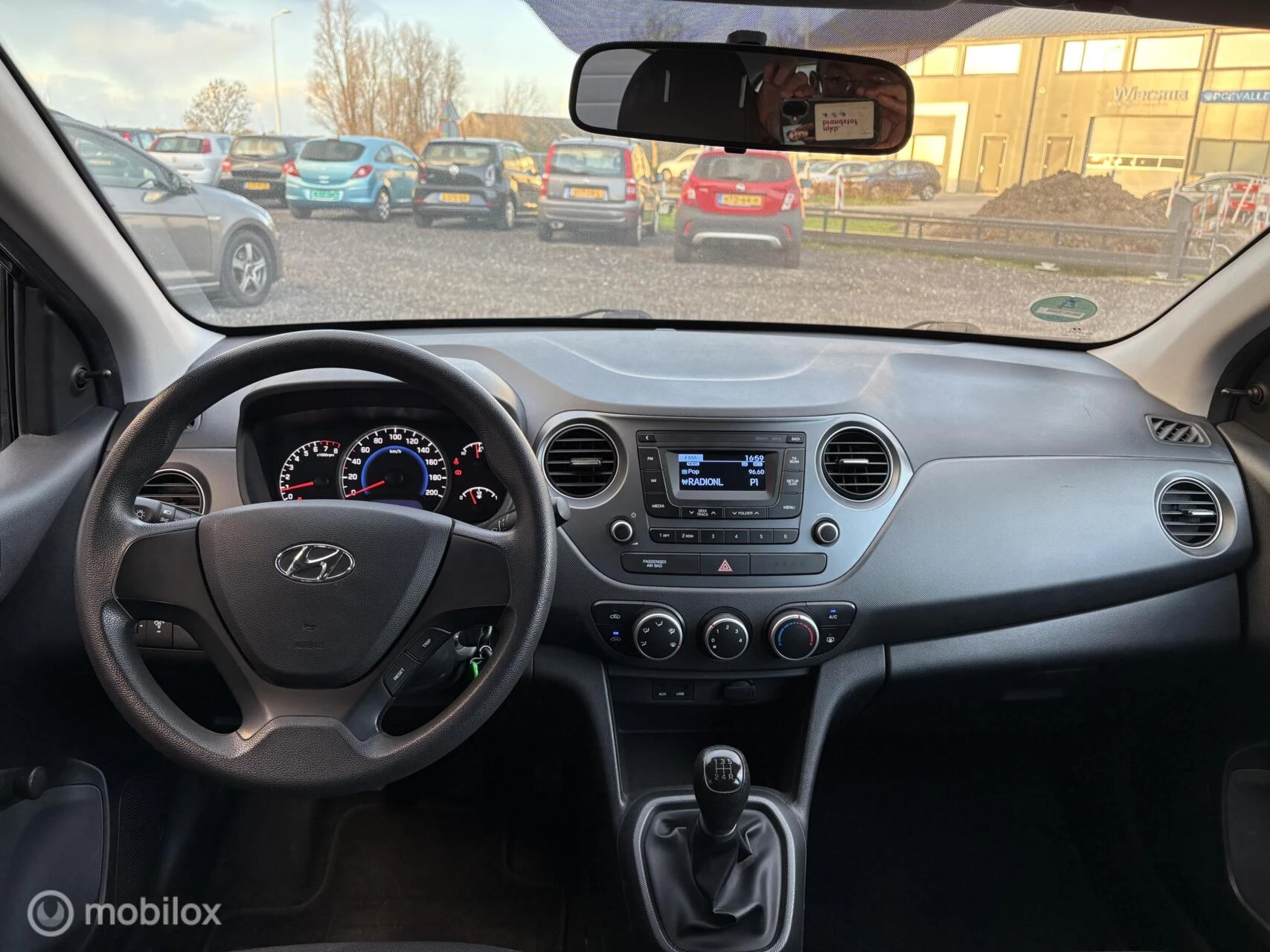 Hoofdafbeelding Hyundai i10