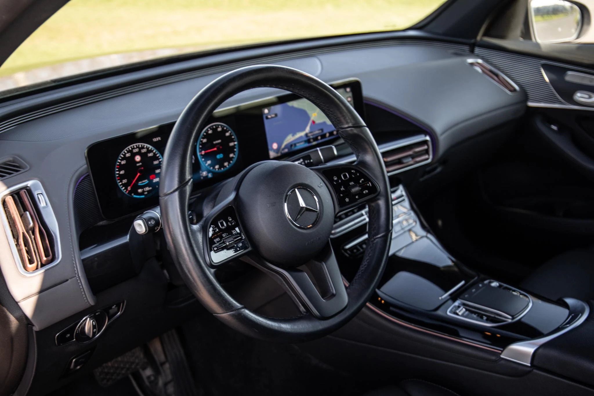 Hoofdafbeelding Mercedes-Benz EQC