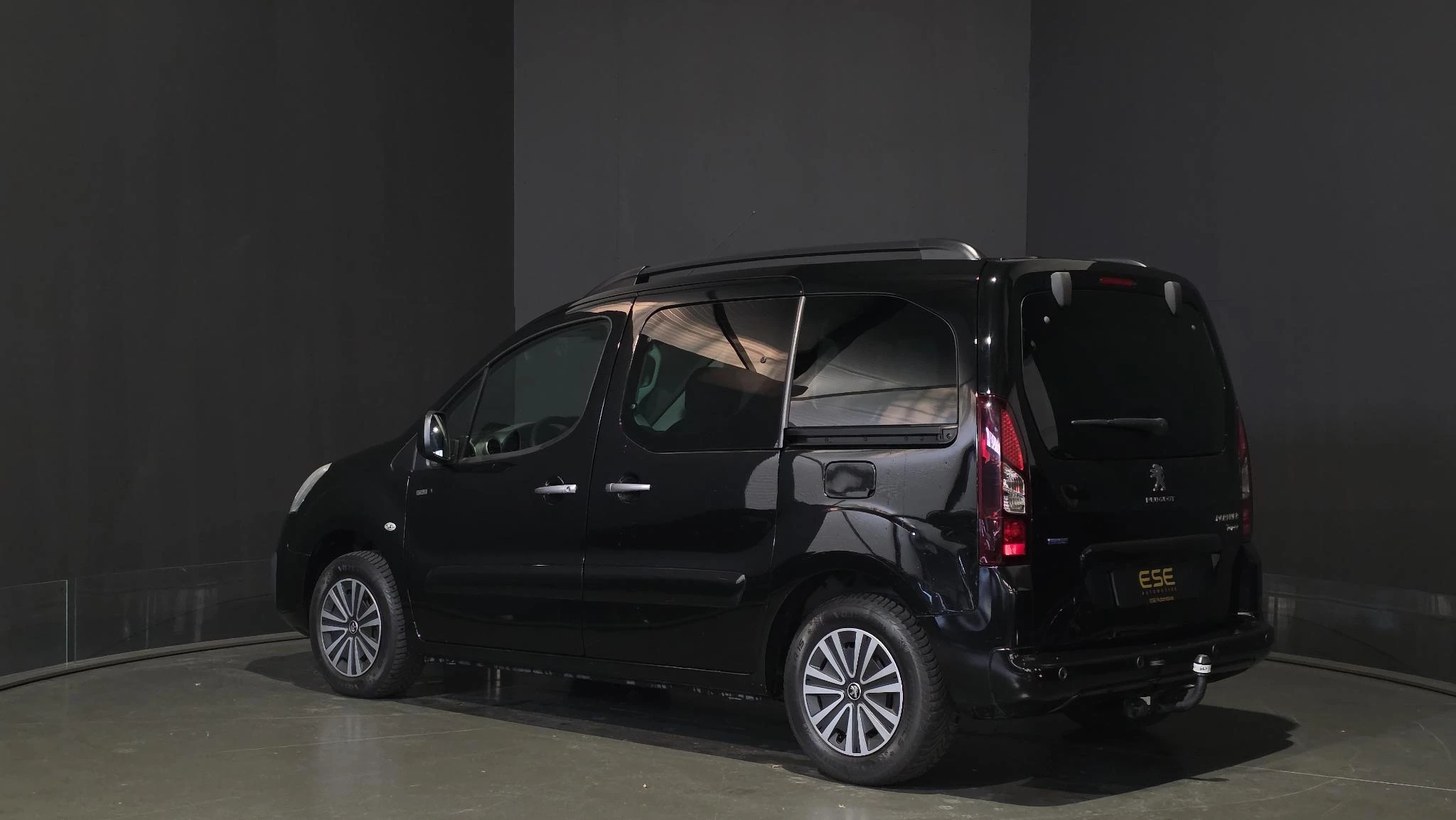 Hoofdafbeelding Peugeot Partner