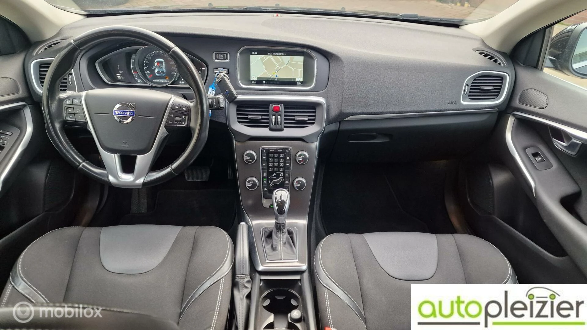 Hoofdafbeelding Volvo V40