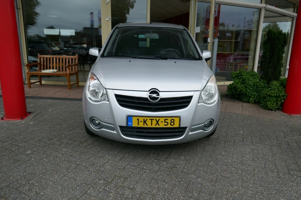 Hoofdafbeelding Opel Agila