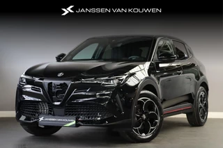 Alfa Romeo Junior 1.2 Turbo Hybrid Ibrida Speciale Panoramadak / 2+6 jaar garantie