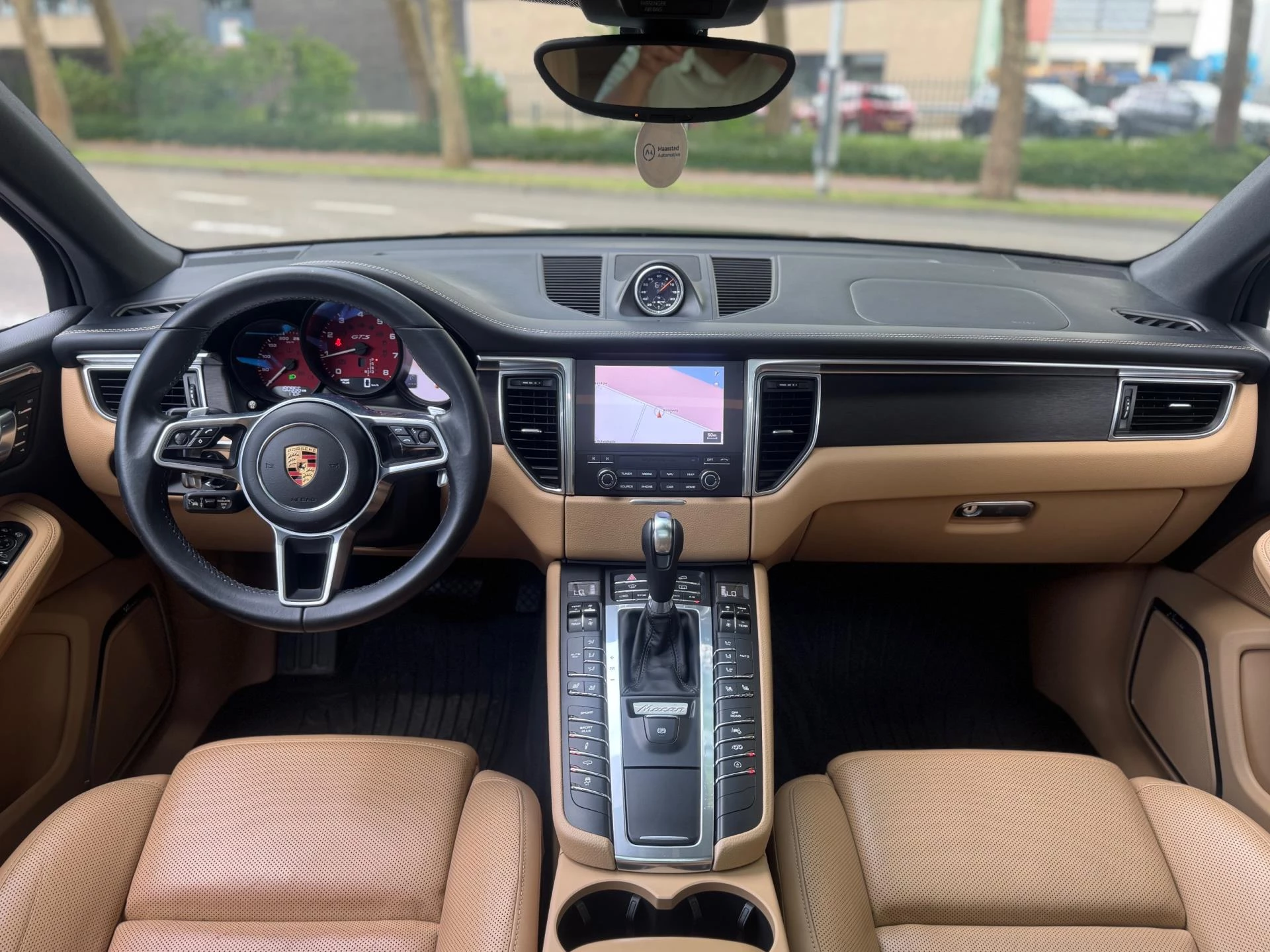 Hoofdafbeelding Porsche Macan