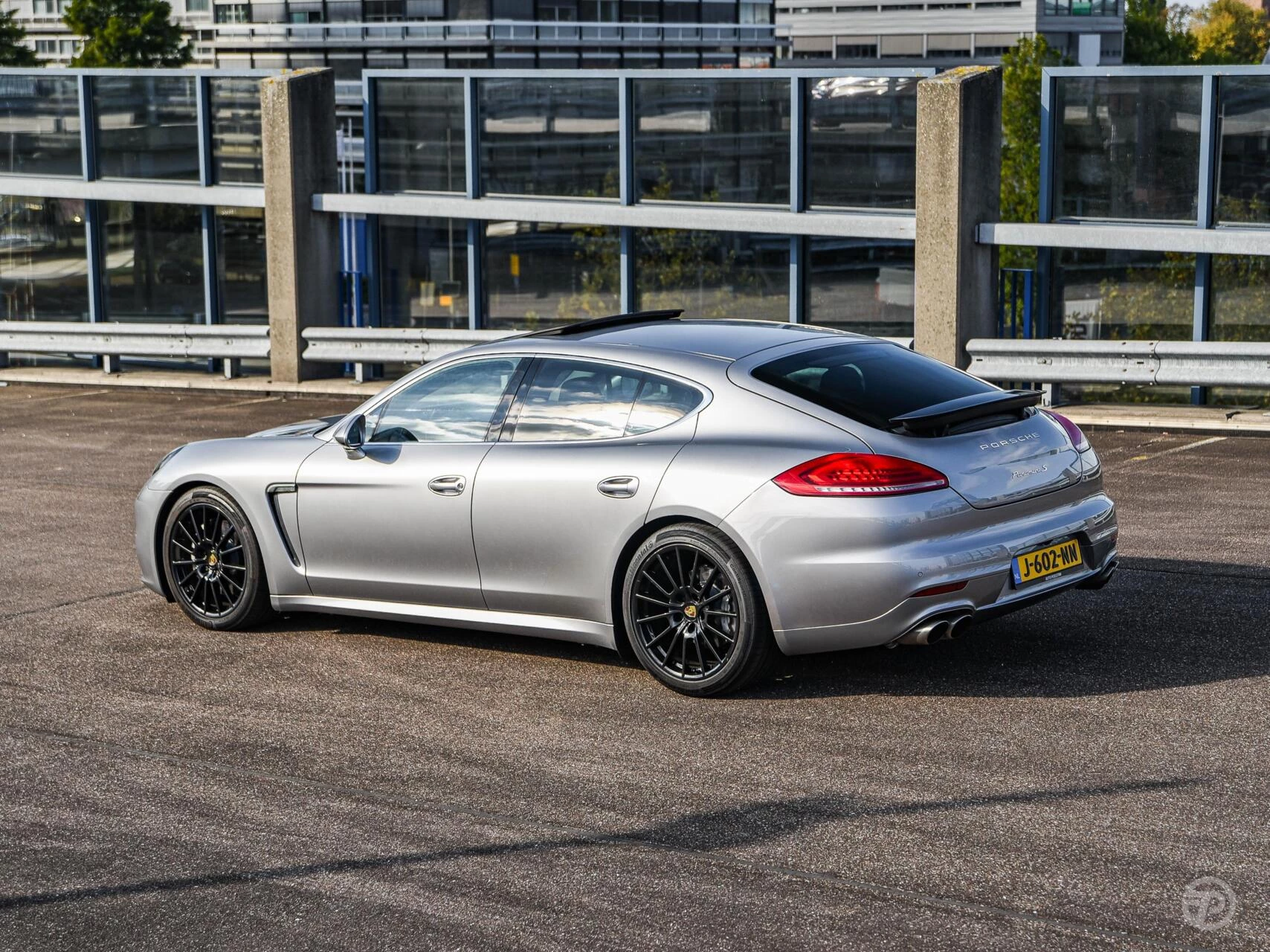 Hoofdafbeelding Porsche Panamera