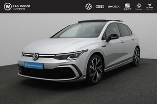 Volkswagen Golf 1.5 eTSI 150PK DSG R-Line Business Black Style | Pano | IQ Light | Keyless | Camera | 18 inch | Apple Carplay / Android Auto