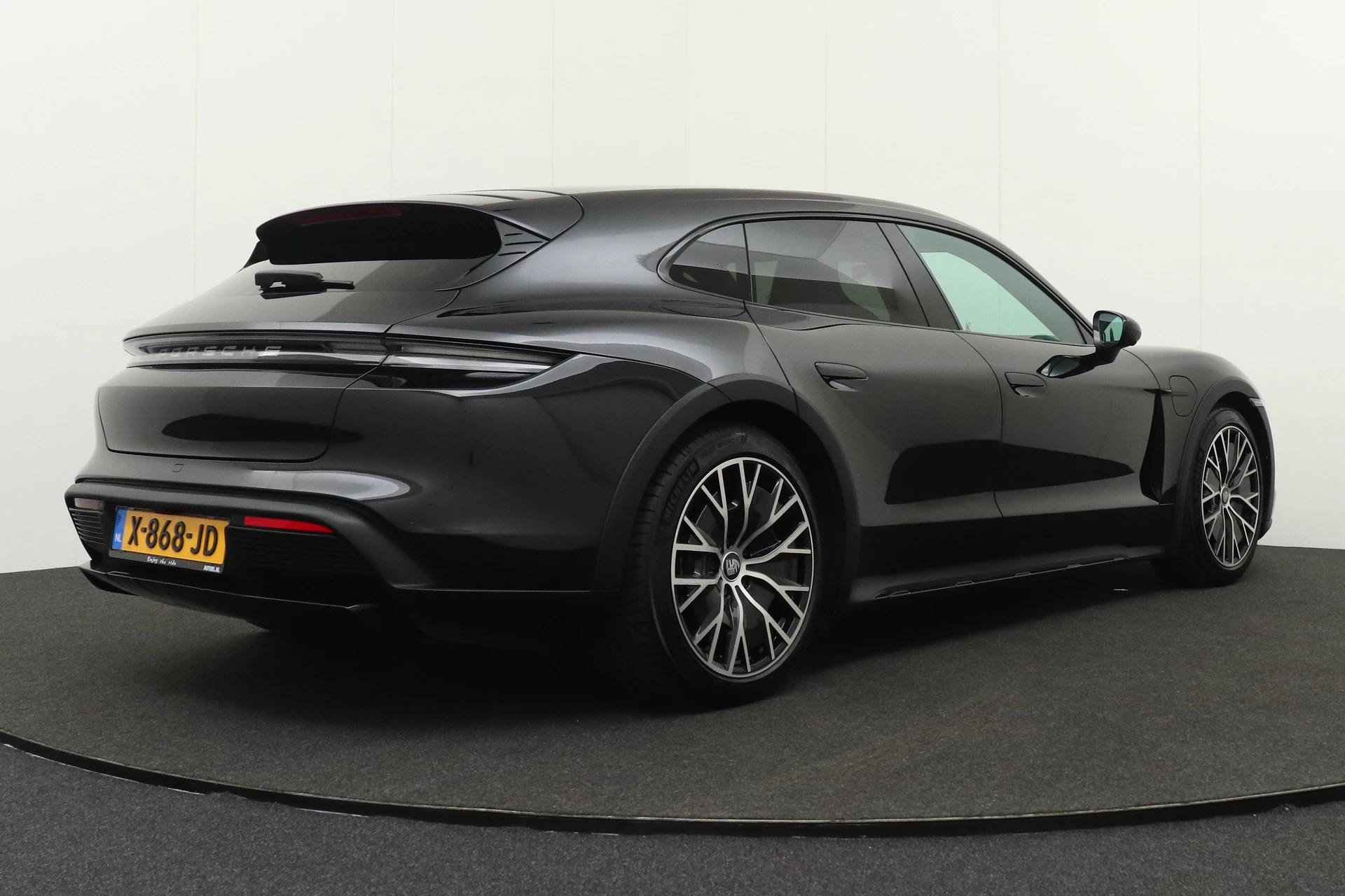 Hoofdafbeelding Porsche Taycan