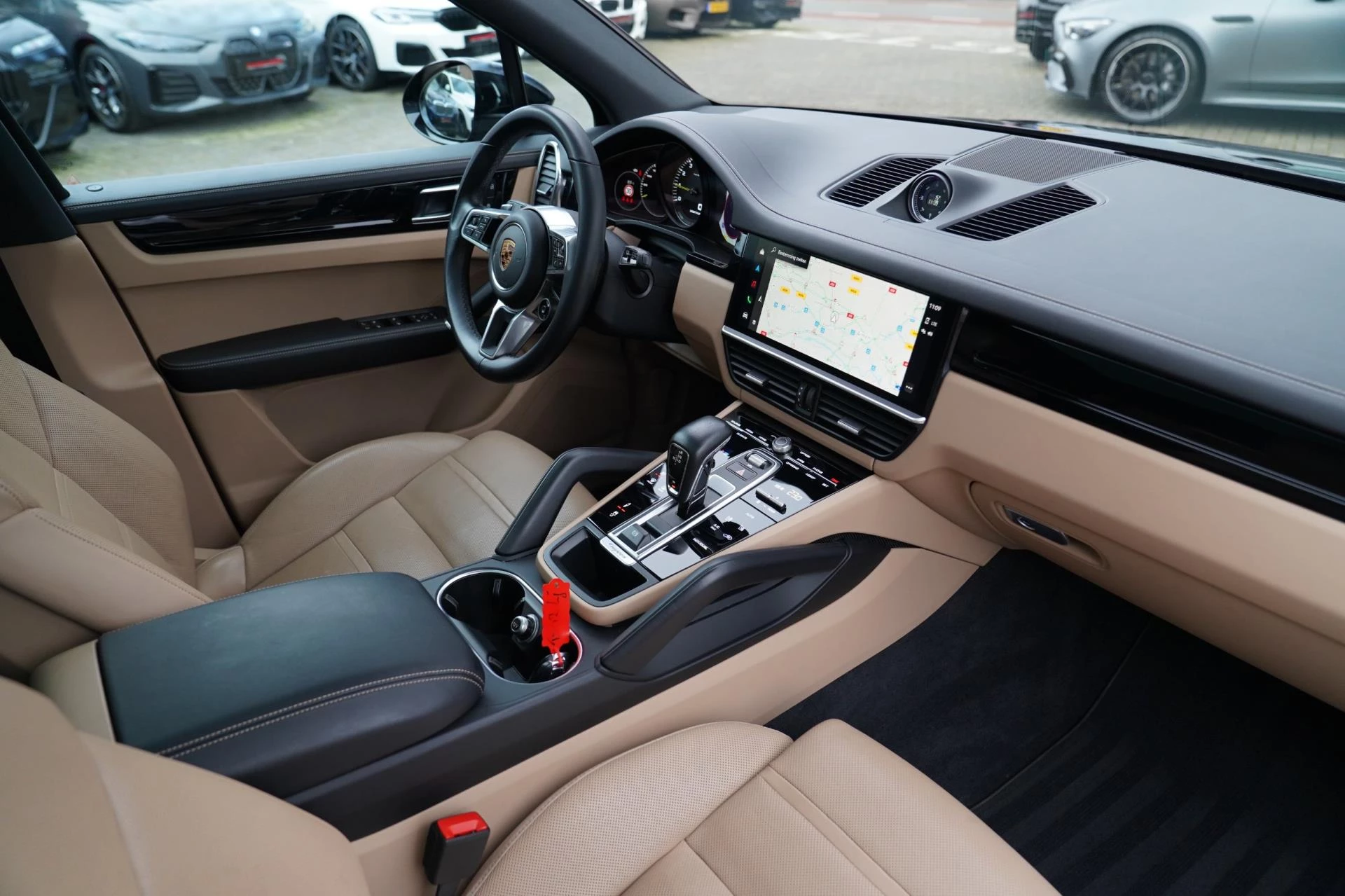 Hoofdafbeelding Porsche Cayenne