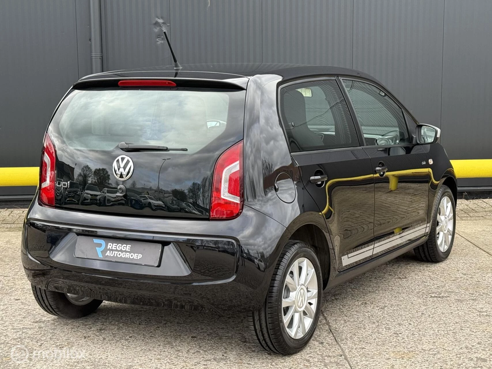 Hoofdafbeelding Volkswagen up!