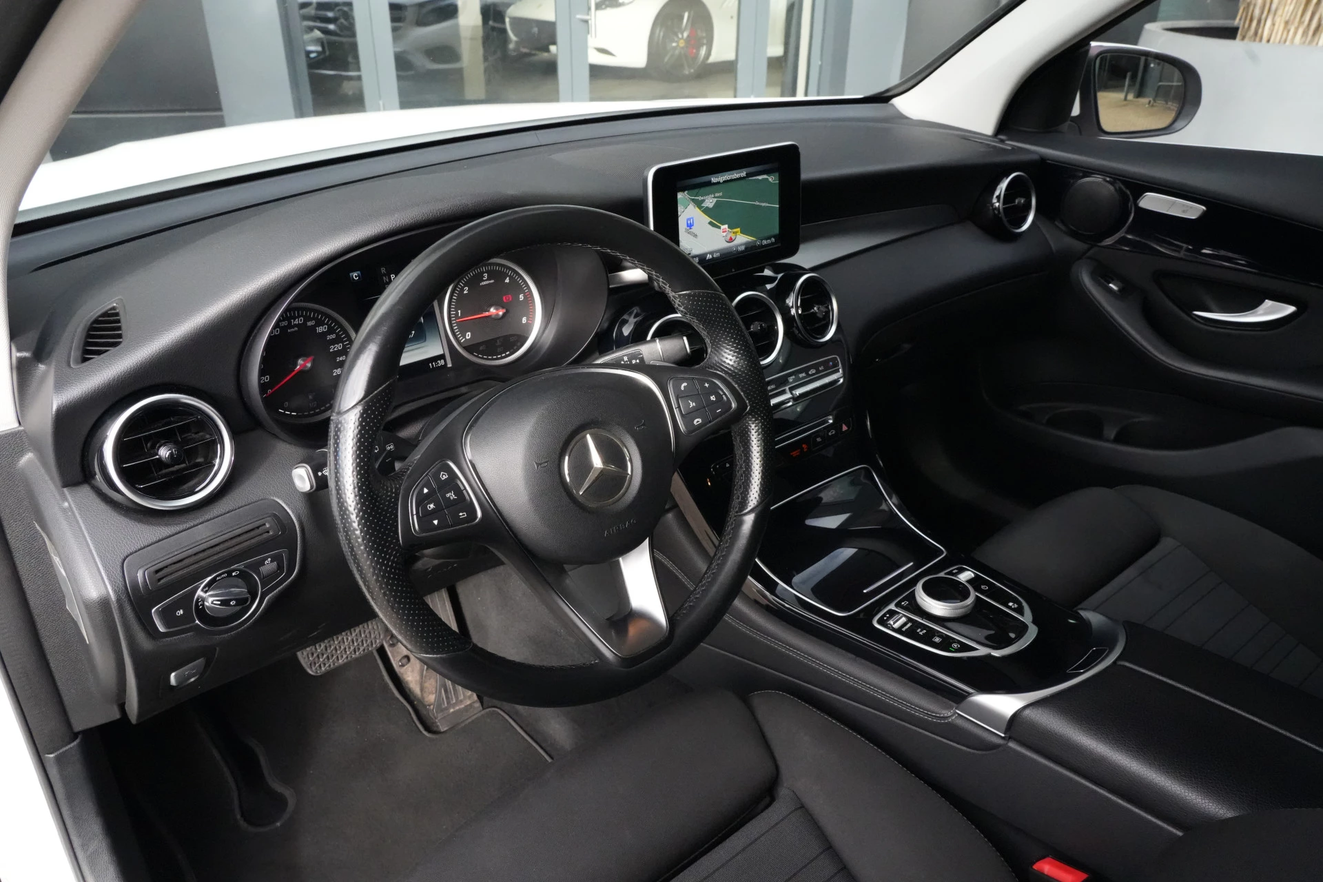 Hoofdafbeelding Mercedes-Benz GLC