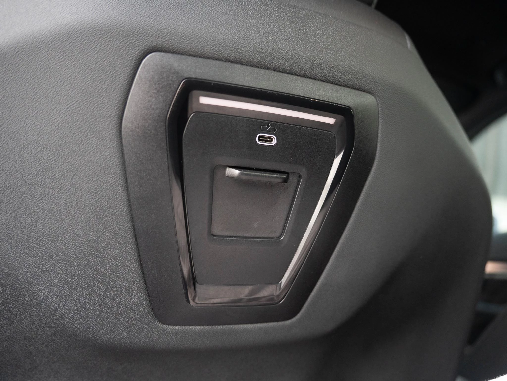 Hoofdafbeelding BMW i5