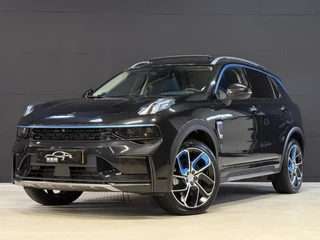 Lynk & Co 01 1.5 | Panoramadak | Apple Carplay | 360 Camera | Stoelverwarming Infinity | ACC