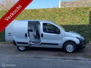 Hoofdafbeelding Fiat Fiorino Fiat Fiorino 1.4  Benzine Airco Navi Slechts 20 dkm Uniek !!