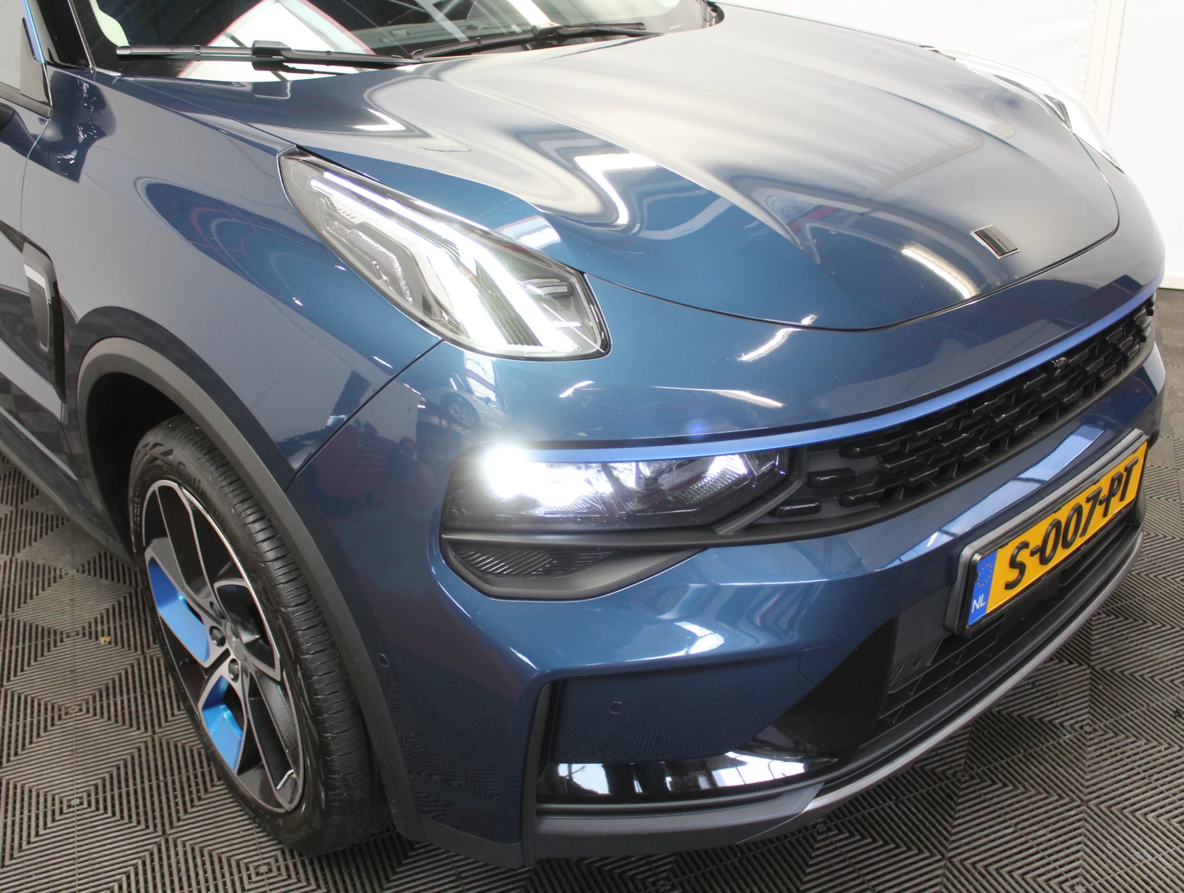 Hoofdafbeelding Lynk & Co 01