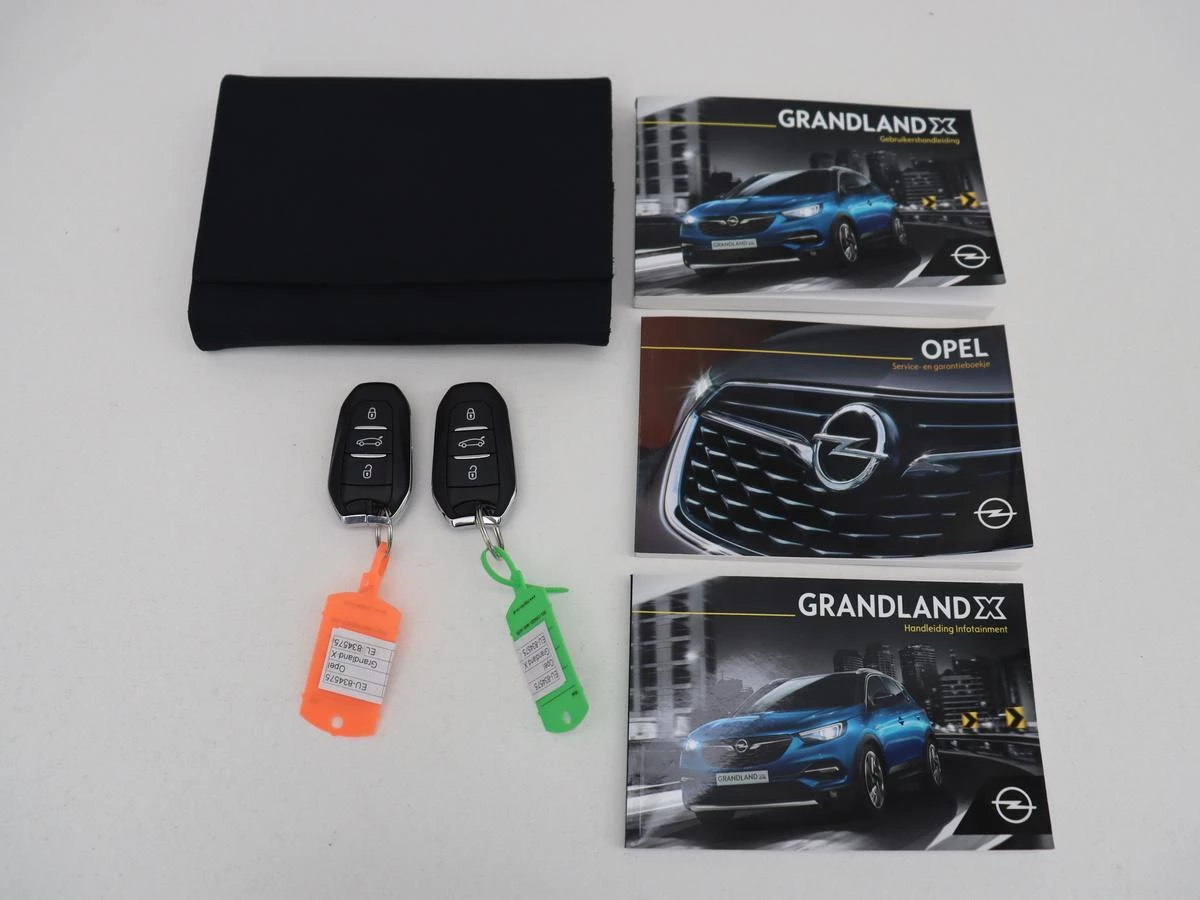 Hoofdafbeelding Opel Grandland X