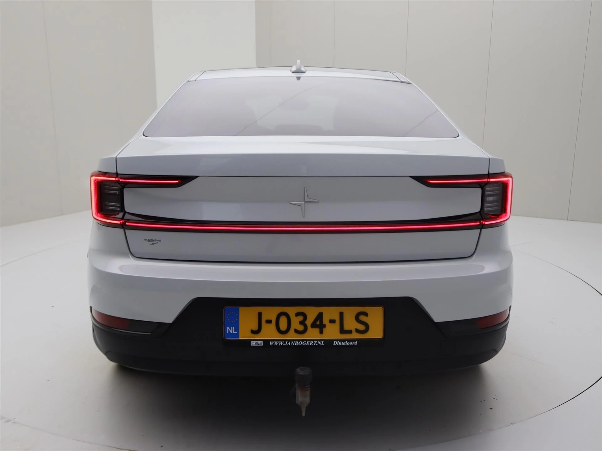 Hoofdafbeelding Polestar 2