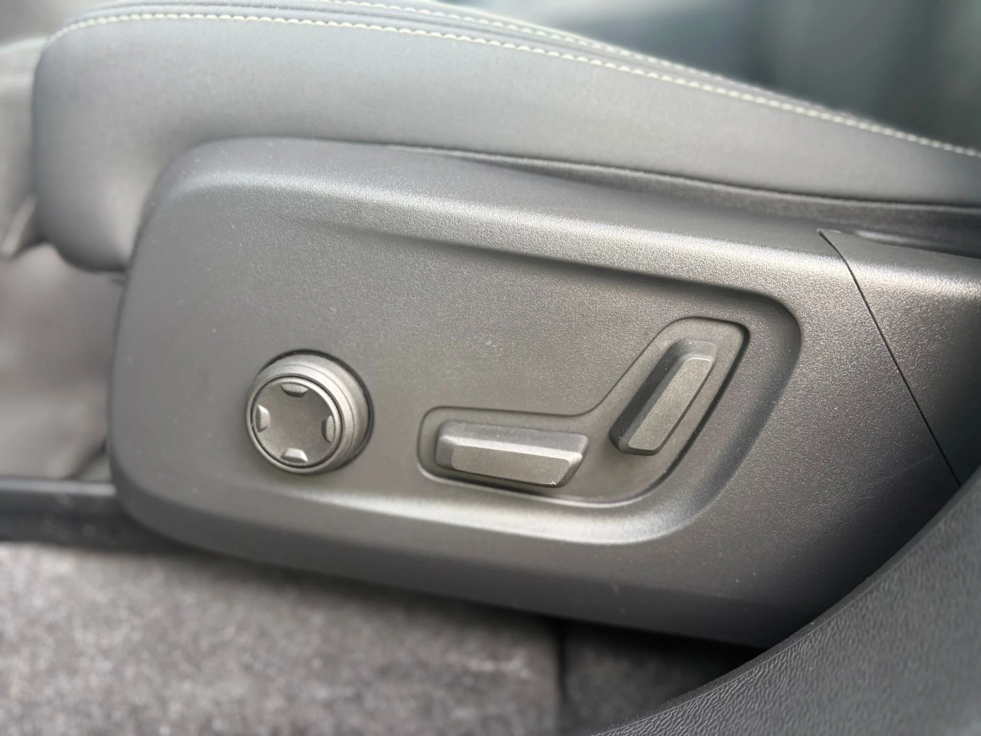 Hoofdafbeelding Volvo C40