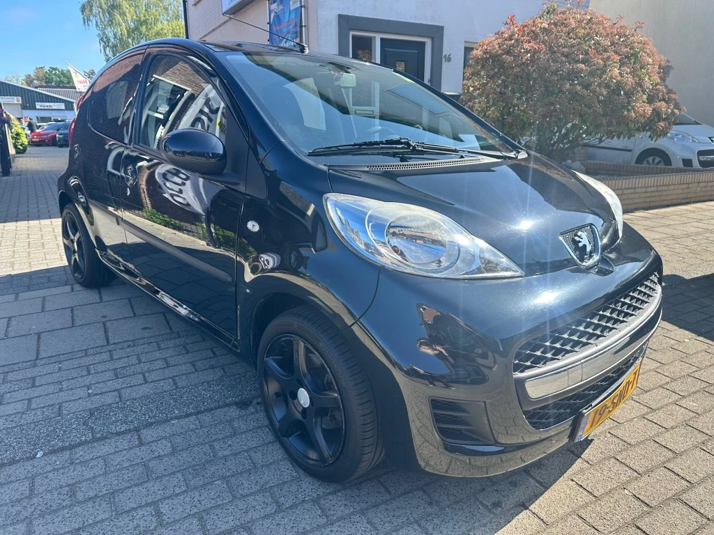 Hoofdafbeelding Peugeot 107