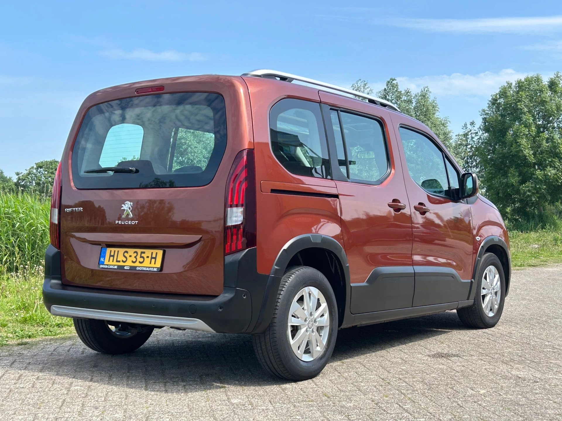 Hoofdafbeelding Peugeot Rifter