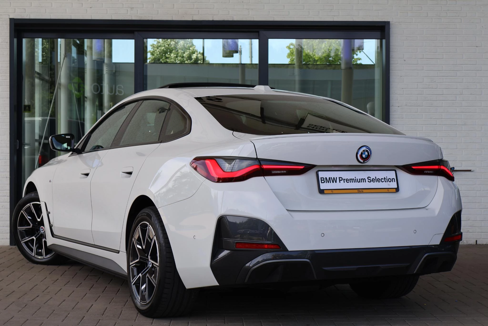 Hoofdafbeelding BMW i4